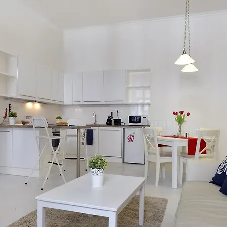 Apartment Paris Budapest